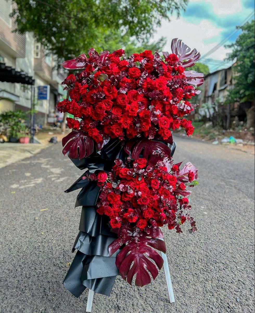 Kệ Hoa Khai Trương 36
