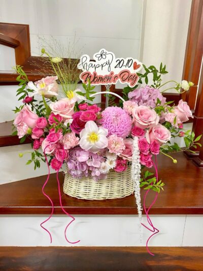 Giỏ Hoa Lung Linh Sắc Thắm - BBGH19