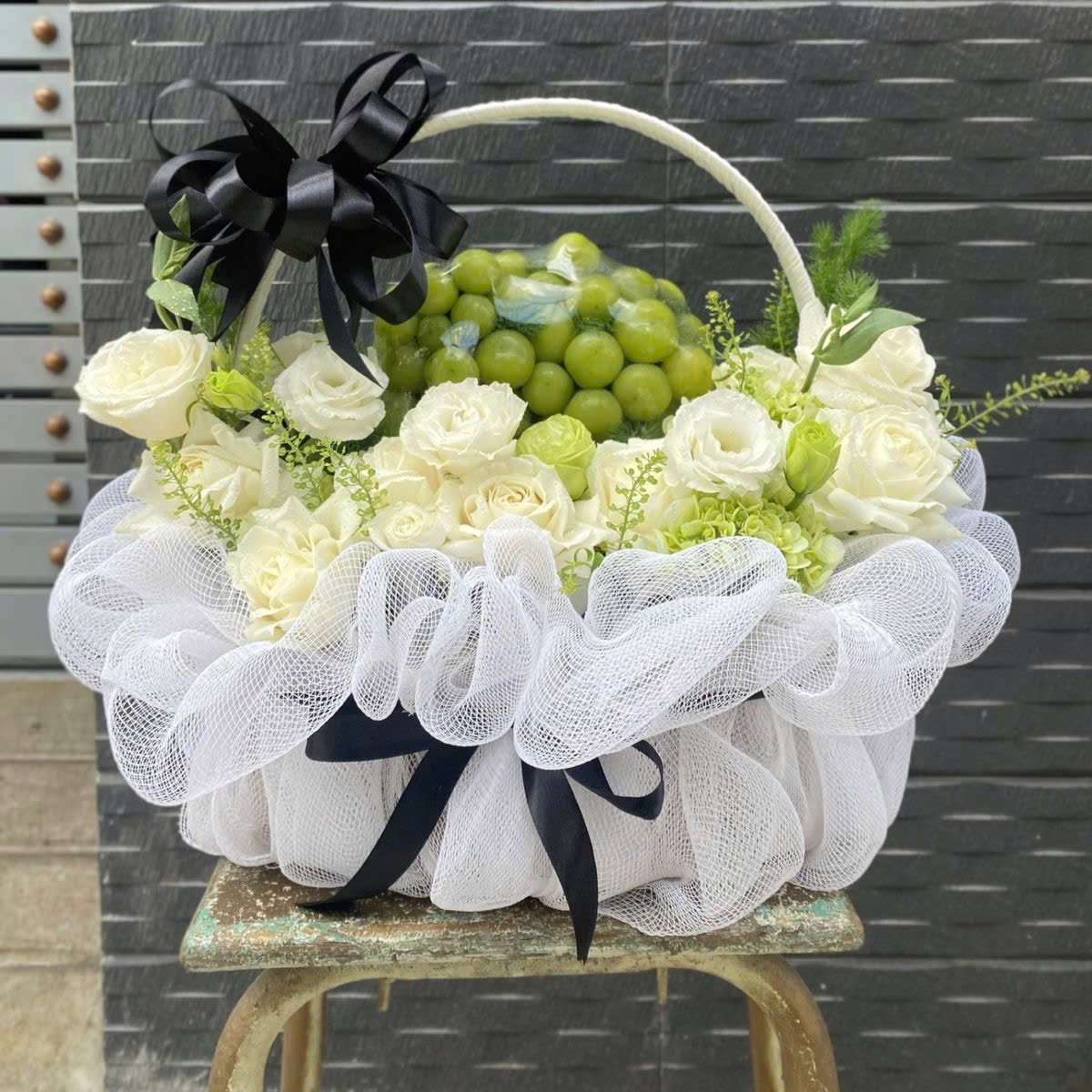 Giỏ Hoa Quả Chia Buồn 1
